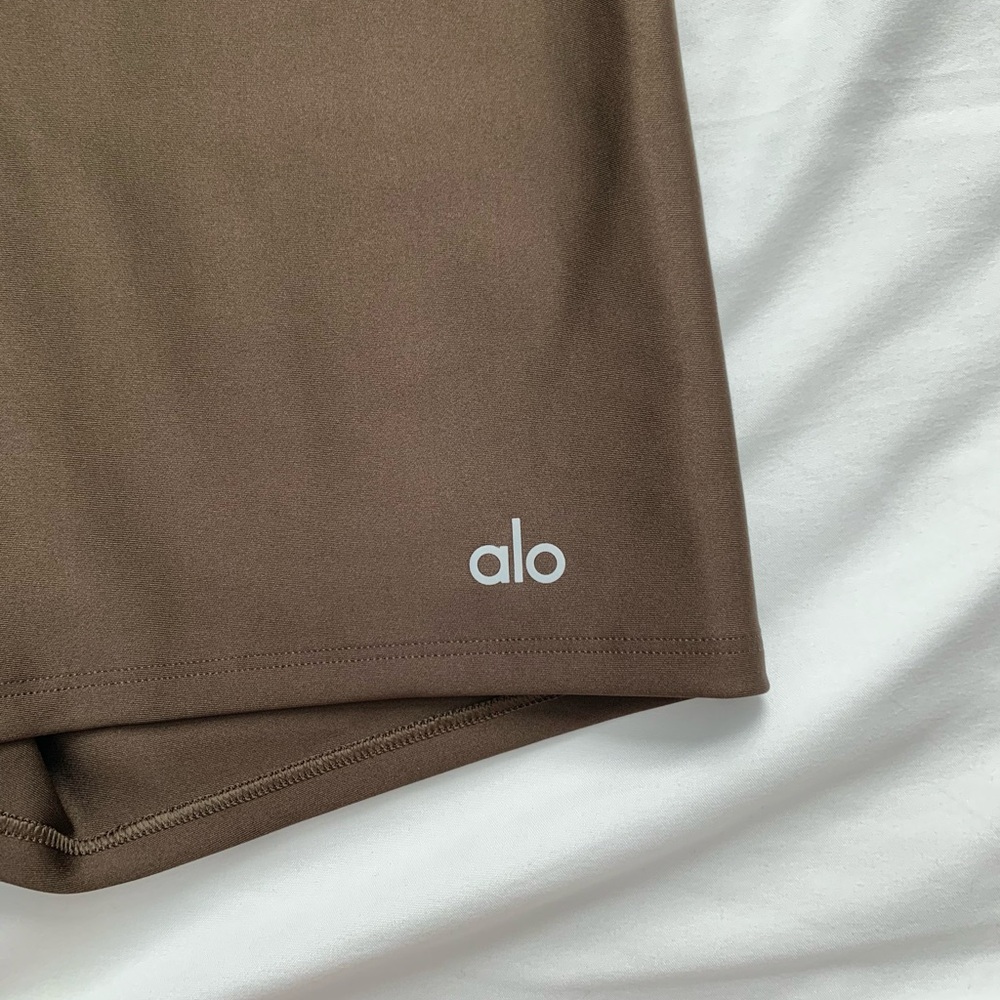 ALO Yoga Chocolate Brown High-Rise Bike Shorts - Picture 2 of 4